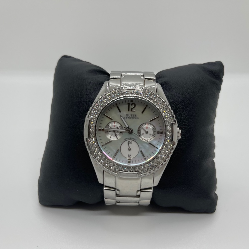 GUESS🌺 Women’s watch